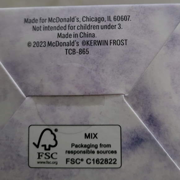 Kerwin Frost Presents McDonald's Mcnuggets Buddies Adult Happy Meal Toy. - Picture 9 of 10